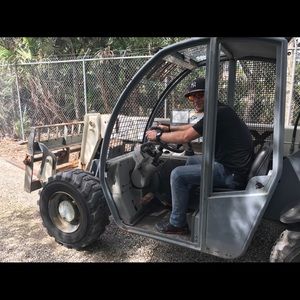 Meet your Posher, Corey